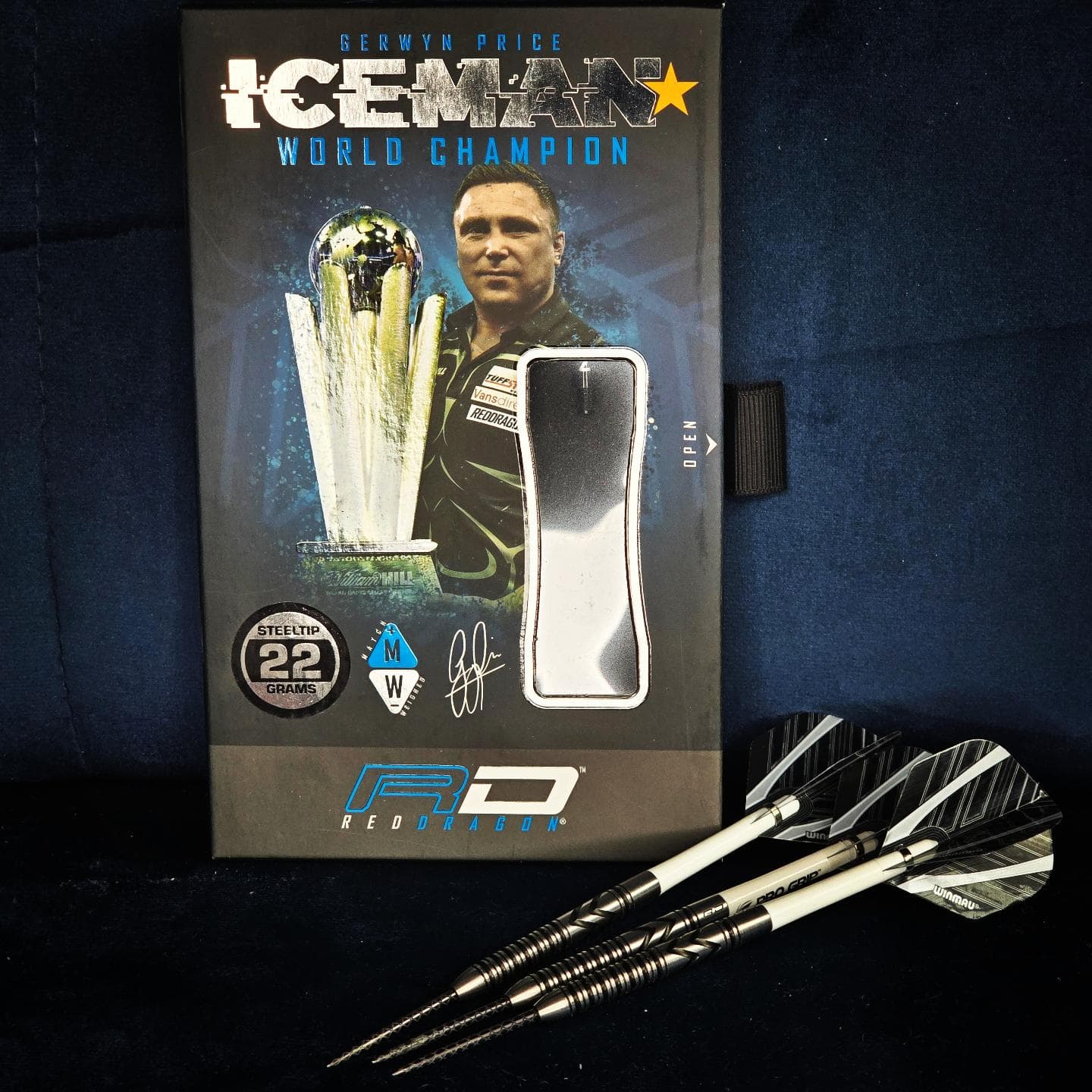 New Dart Steel

Red Dragon Gerwyn Price Thunderbolt 22g
Flights Winmau Prism Alpha Blackout
Shaft Target Pro Grip
Tip Target Diamond Pro Point

#dart #darts #newdarts #reddragon #target #winmau #dartshopper dartshopper