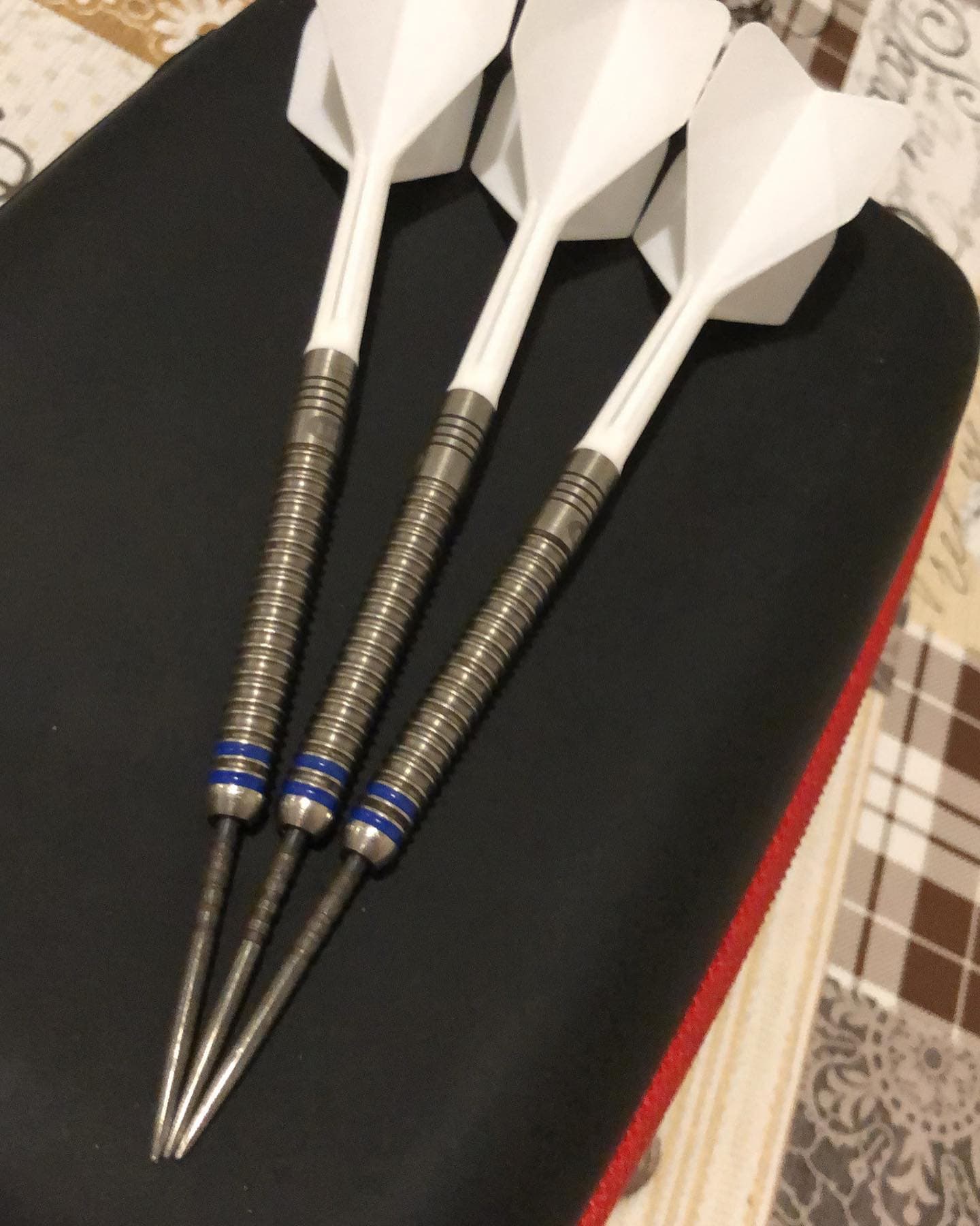 GARY ANDERSON “WORLD CHAMPION PHASE 3” 21 g. - KOTO “darts King” 23 g - TARGET “Pro Tour” - K- Flex Target - Shafts & flights. Thanks to dartshopper for this Wonderful products. N.1 darts shop in the world! #dartshopper #darts #italy #worlddartschampionship #philtaylor #michaelvangerwen #lukelittler #garyanderson #italiandarts #dazn180 #raymondvanbarneveld #grandslamofdarts #playerchampionshipfinals #jameswade #italiandarts