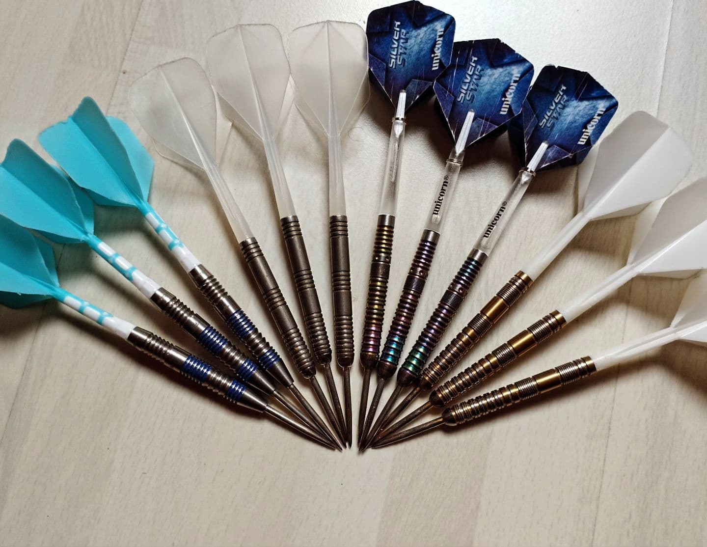Darts ...
.
.
.
#unicorn #winmau #winmax #dartsgermany #darts🎯 #darts #pfeile #180 #flatliner180 #steeldarts #steel #tungsten #tungstendarts #condorzerostress #condorflights